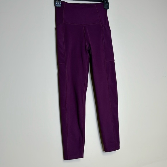 Girlfriend Collective Compressive Pocket Leggings in Plum Size XS - Picture 3 of 7